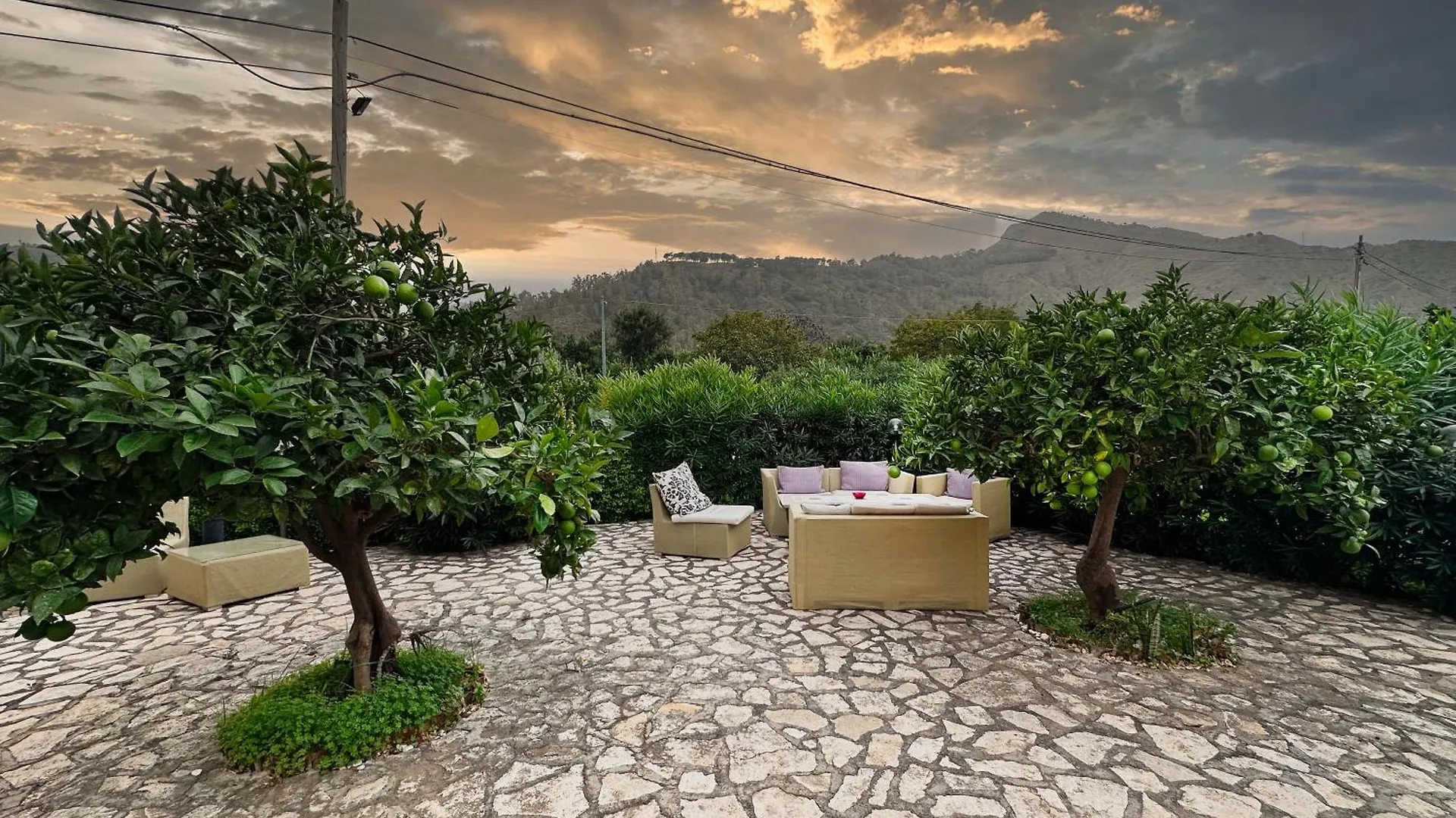 Casale Romano Resort E Relais Motta Camastra Hotel