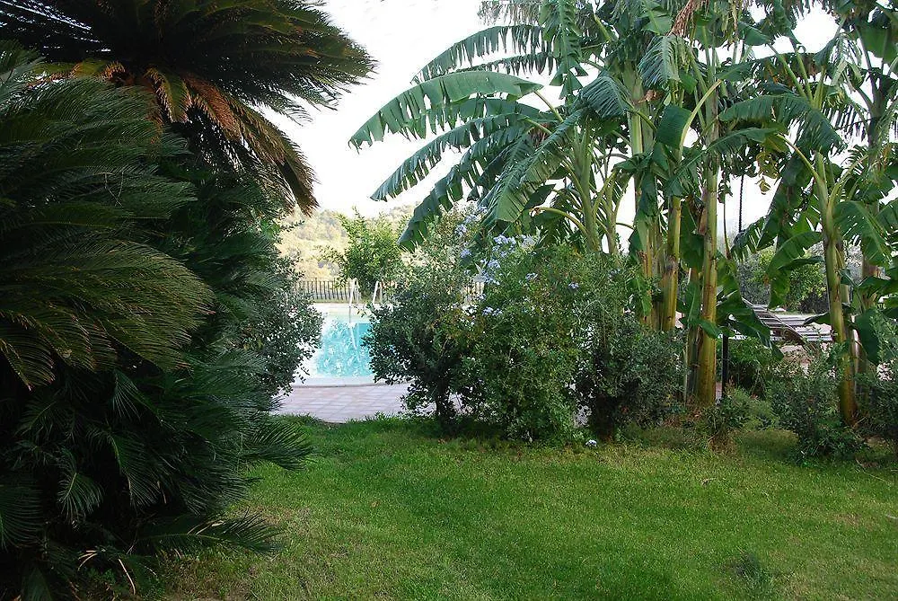 **** Hotel Casale Romano Resort E Relais Motta Camastra Italien