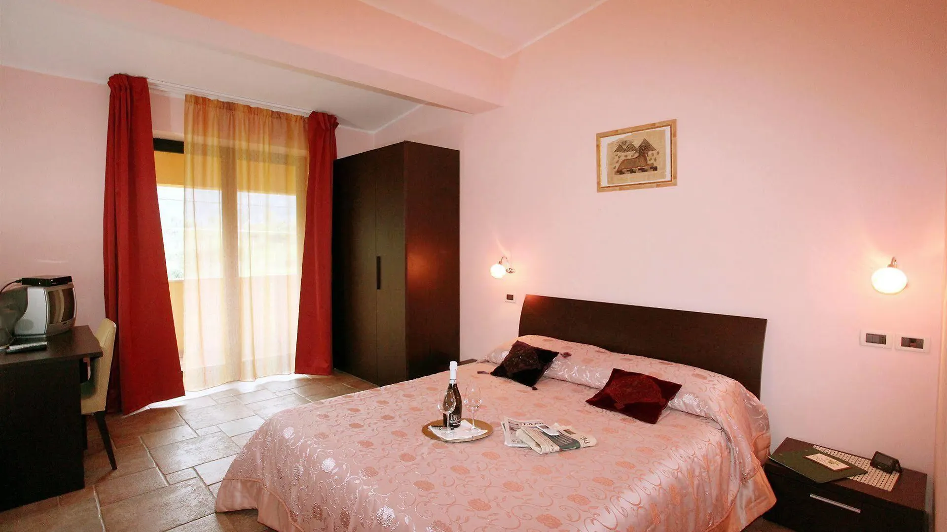 **** Hotel Casale Romano Resort E Relais Motta Camastra Italien