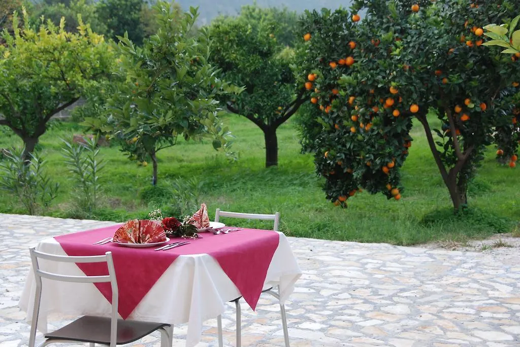 Casale Romano Resort E Relais Motta Camastra Italië