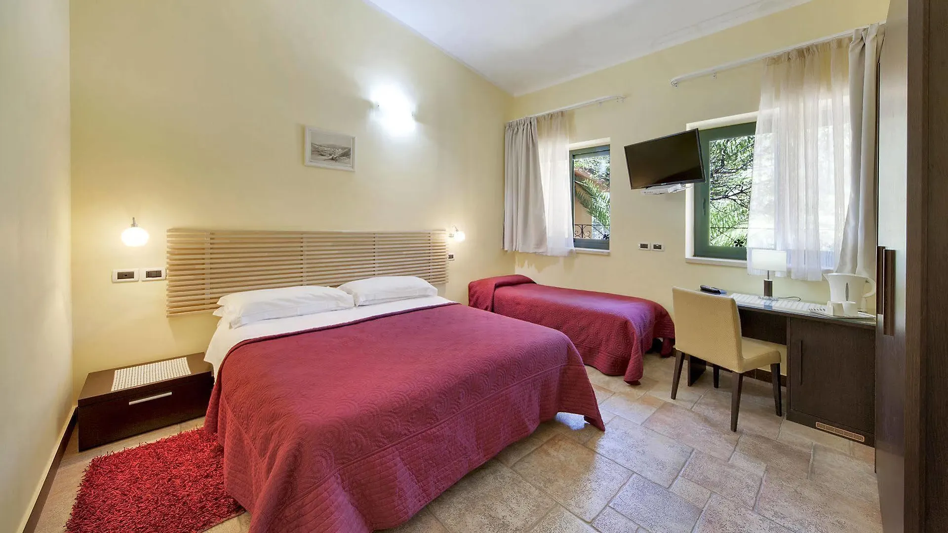 Motta Camastra Casale Romano Resort E Relais 4*, Motta Camastra
